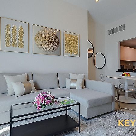 Sophisticated One Bedroom With Full Marina View Dubai Bagian luar foto