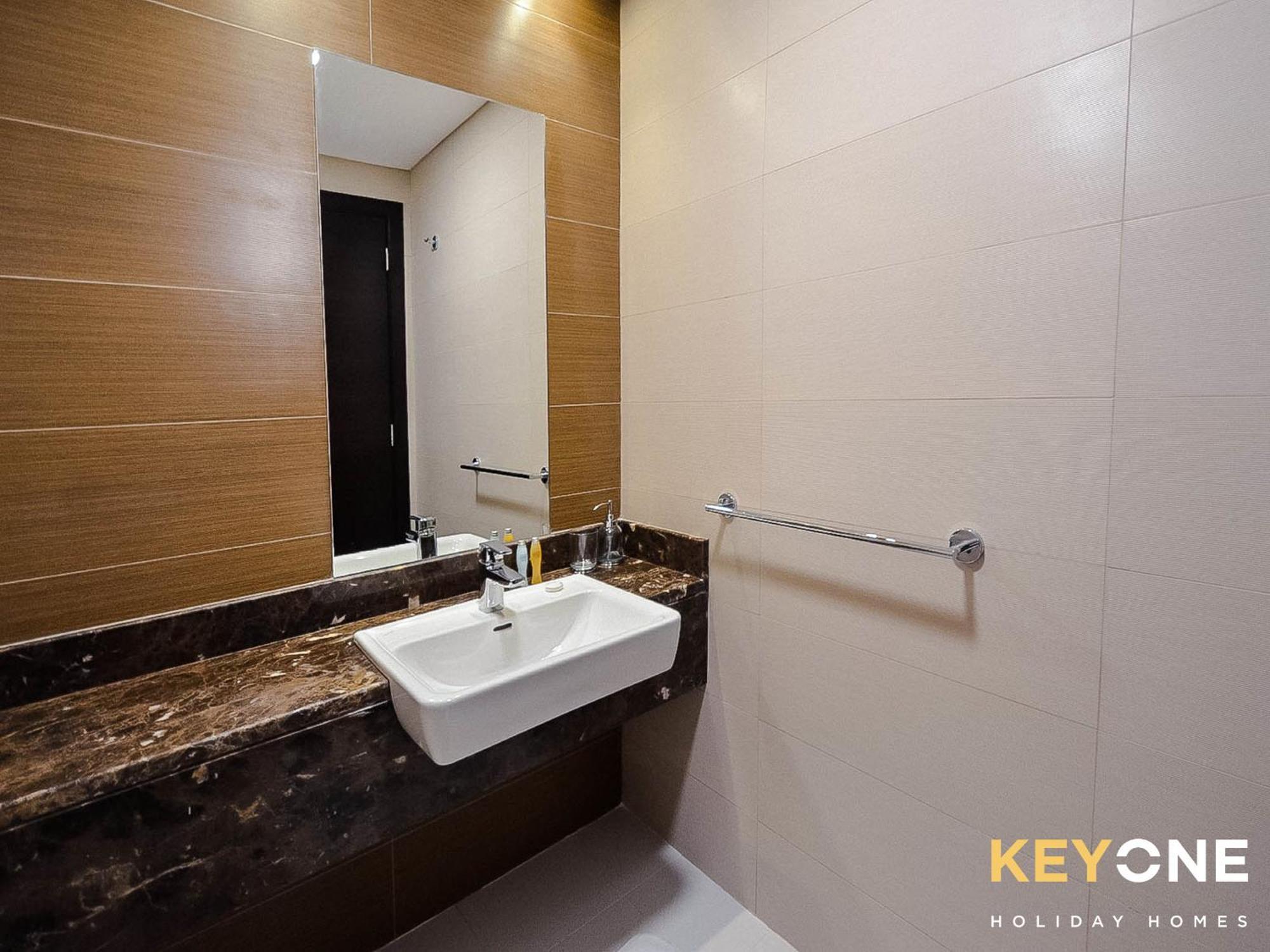 Sophisticated One Bedroom With Full Marina View Dubai Bagian luar foto