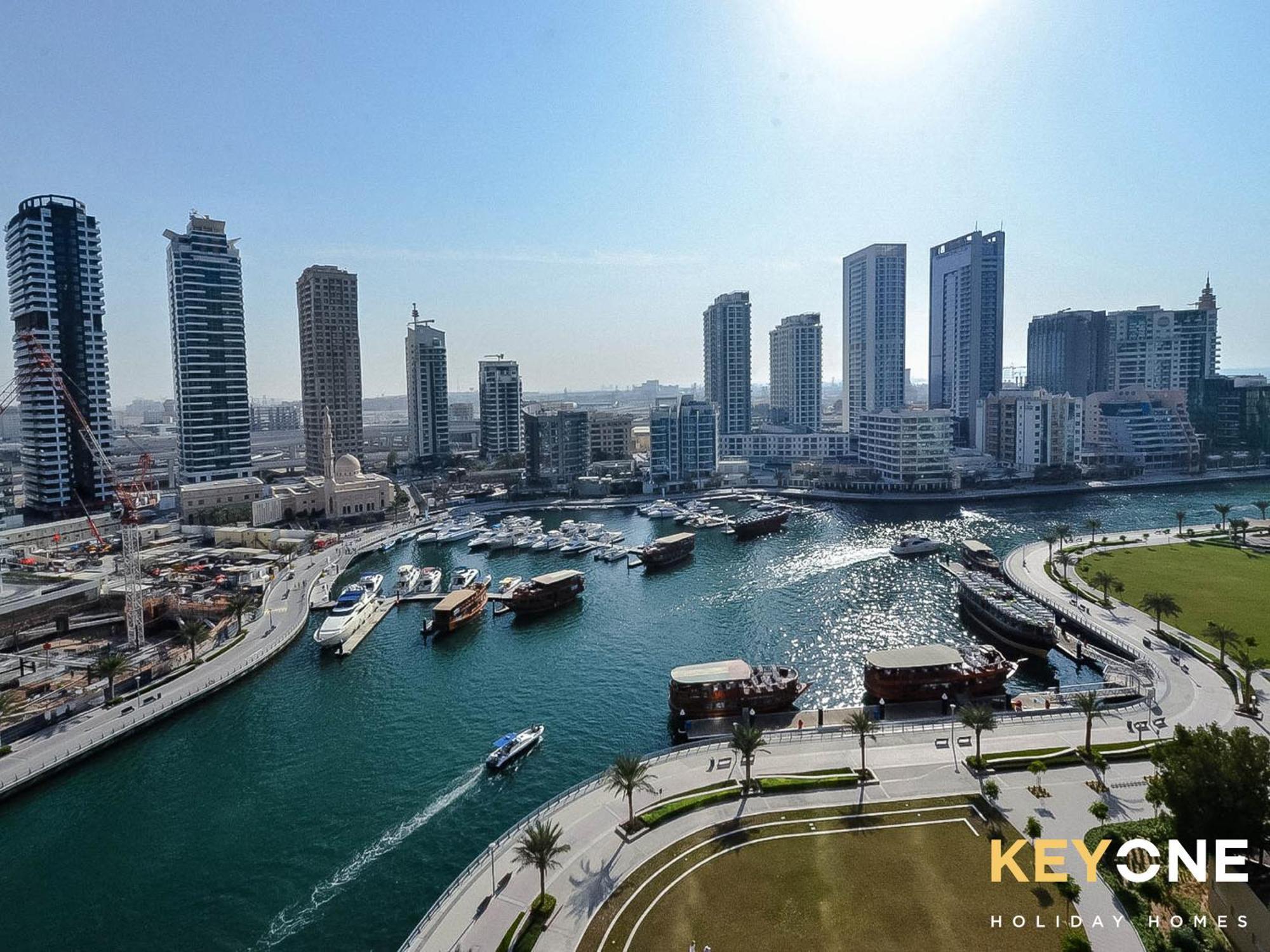 Sophisticated One Bedroom With Full Marina View Dubai Bagian luar foto