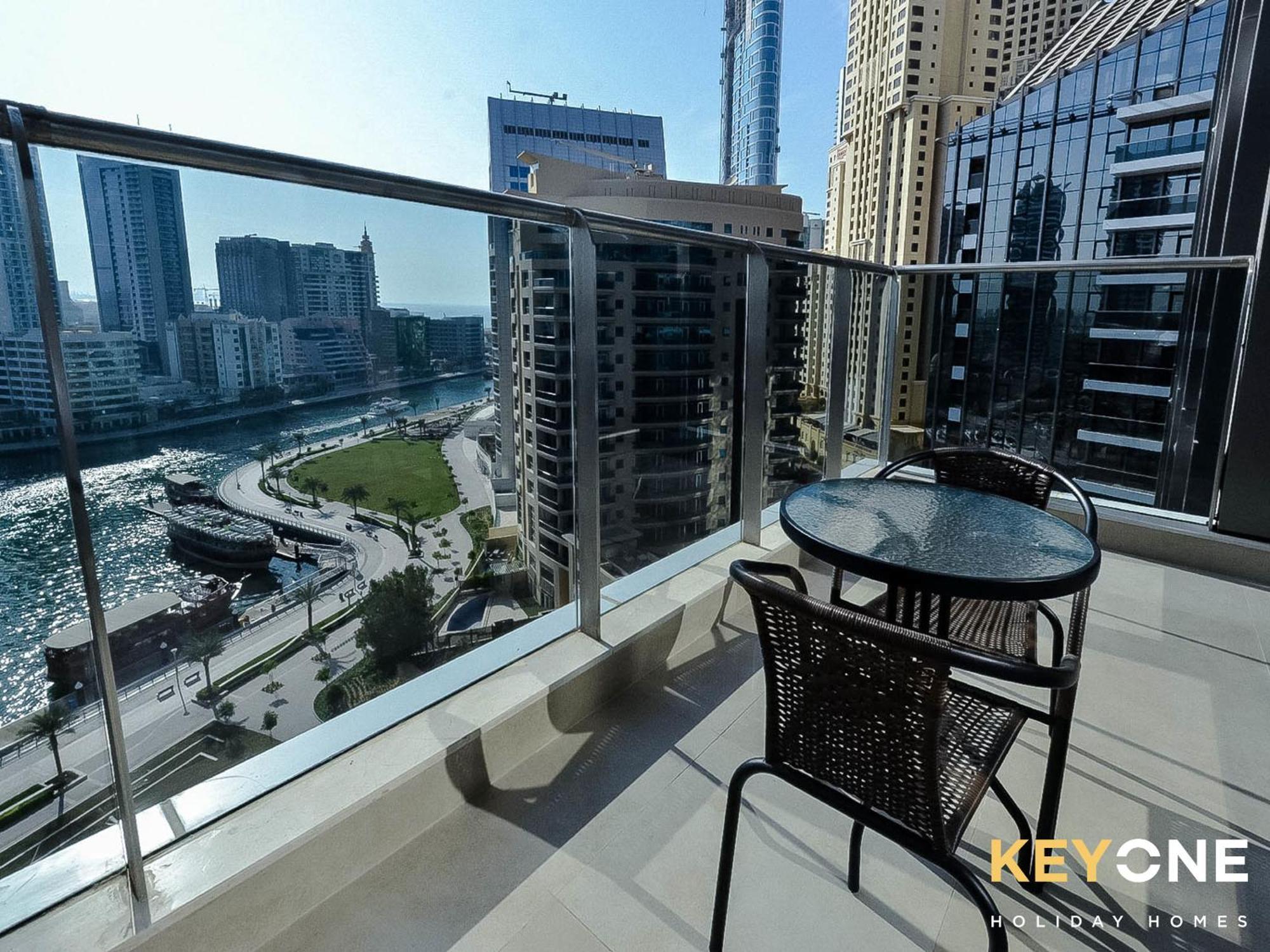 Sophisticated One Bedroom With Full Marina View Dubai Bagian luar foto