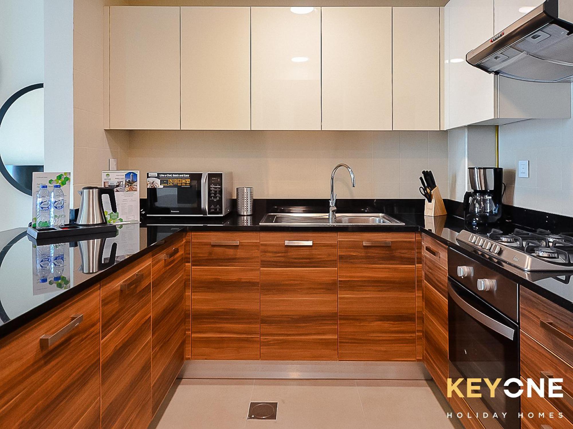 Sophisticated One Bedroom With Full Marina View Dubai Bagian luar foto